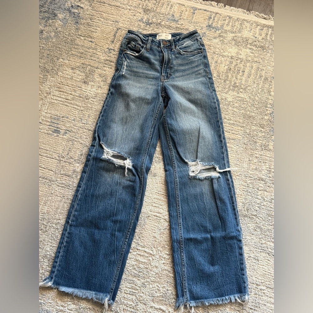 BKE Women's Distressed Straight Leg Jeans - Blue